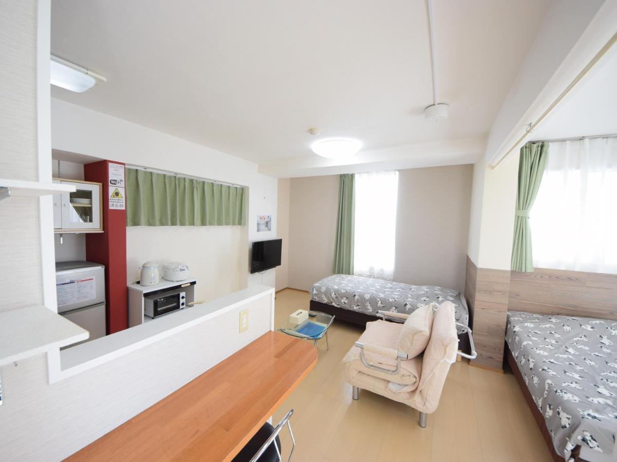 Stay In Sumuka Shintoshin Naha Esterno foto